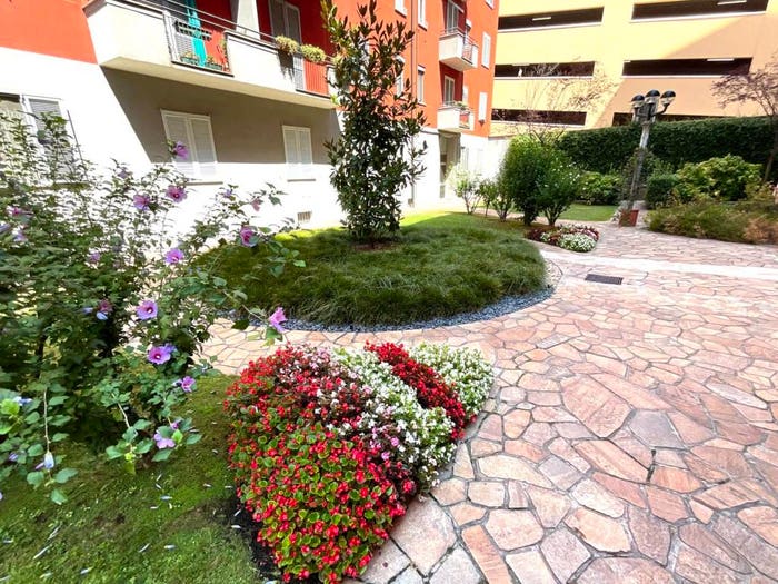 Appartamento quadrilocale in vendita in Viale Zara, Istria, Milano
