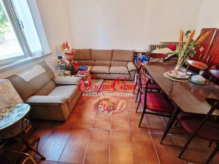 Casa quadrilocale in vendita in Via Carlo Seganti, Ronco, Forlì