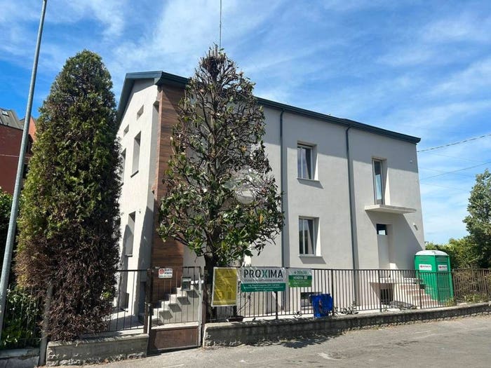 Appartamento bilocale in vendita in Via Edmondo de Amicis, Ospedale Volturno, Parma