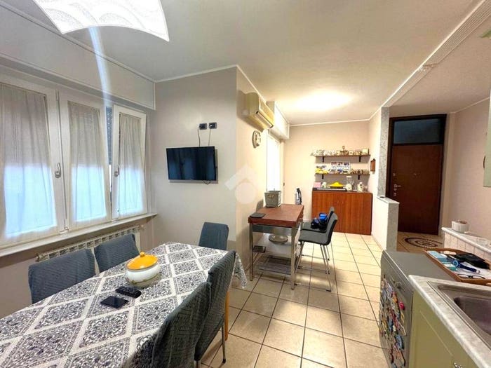 Appartamento trilocale in vendita in Viale Martiri di Belfiore, Sant'Antonio, Novara