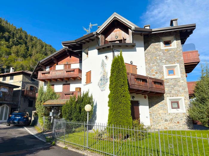 Appartamento trilocale in vendita in Via della Noce, Aprica