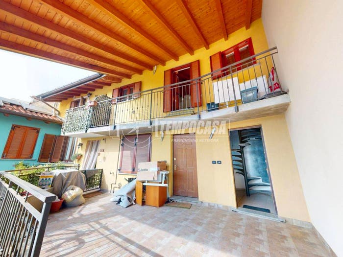Appartamento bilocale in vendita in Via san pietro, Centro, Binago
