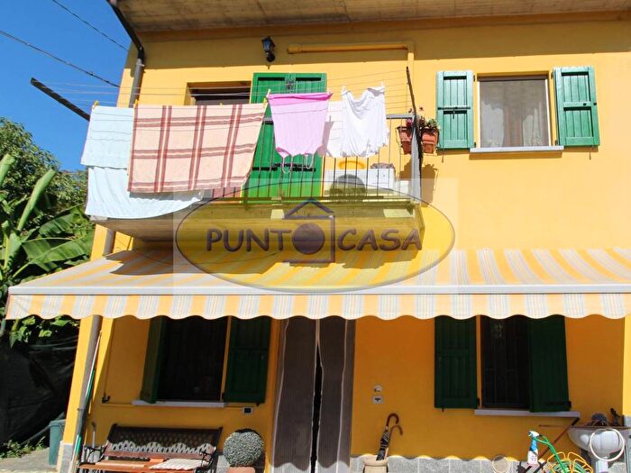Casa trilocale in vendita in Via Giovanni Premoli, Centro, Massalengo