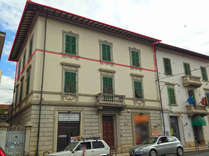 Appartamento con 6 locali in vendita in Viale Armando Diaz, Città, Montevarchi