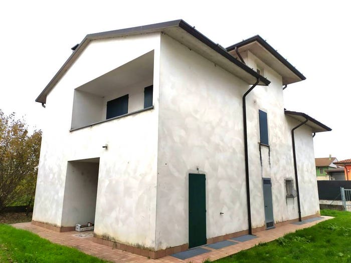 Casa trilocale in vendita in Via Monte Vioz, Centro, Maleo