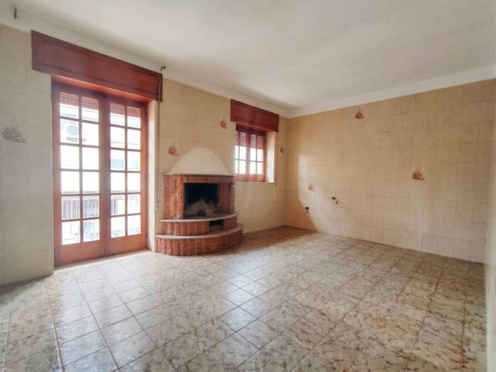 Appartamento quadrilocale in vendita in Via Udine, Cappuccini, Brindisi
