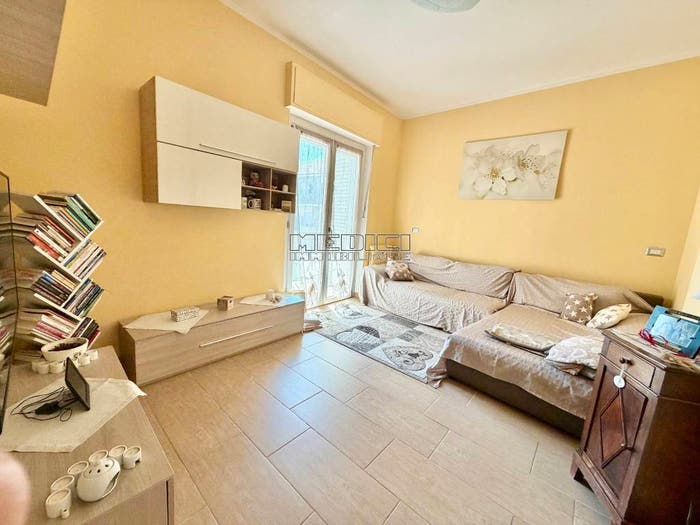 Appartamento trilocale in vendita in Via Francesco Petrarca, Stadio, Asti