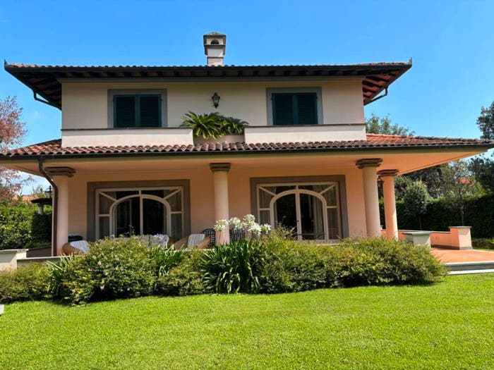 Casa in vendita in Via Donati, Vittoria Apuana, Forte dei Marmi