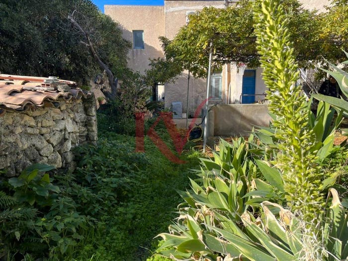 Casa con 6 locali in vendita in Via Case Miano, Barcellona Pozzo di Gotto