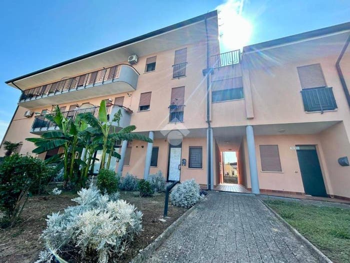 Appartamento bilocale in vendita in Via della Torre, Centro, Lusia