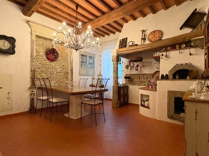 Casa con 6 locali in vendita in Via Campostino di San Maria a Colonica, San Giorgio a Colonica, Prato