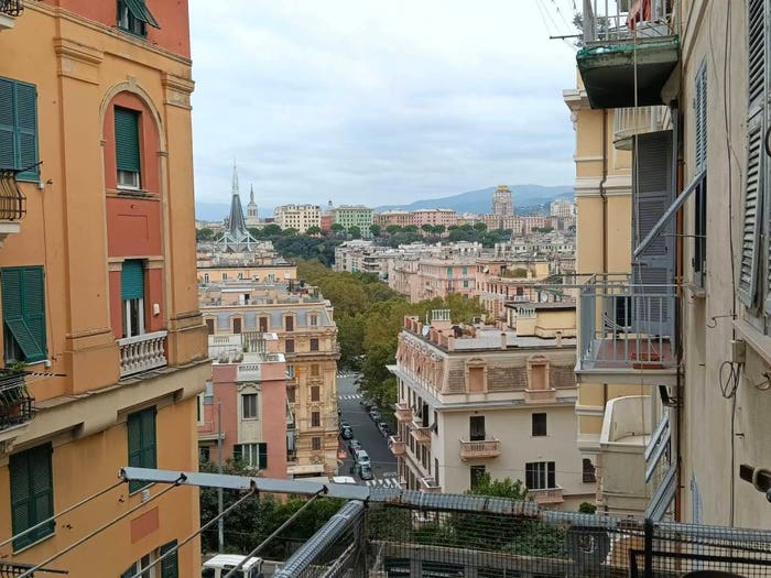 Appartamento trilocale in vendita in Via Nizza, Albaro, Genova
