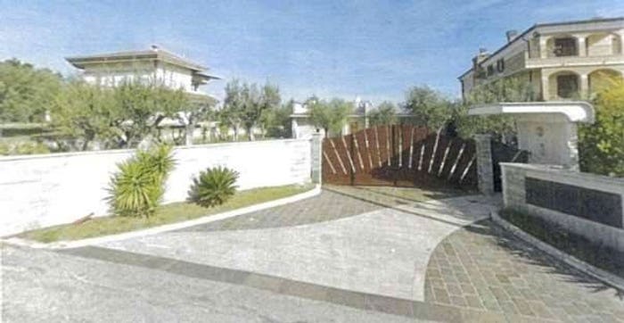 Casa con 6 locali in vendita in V Pignotto, Nereto