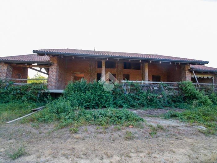 Casa con 6 locali in vendita in Via S Francesco al Campo, Rivarossa