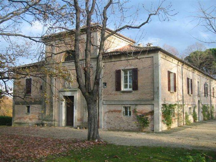 Casa con 6 locali in vendita in Via Emilia Levante, Tre Monti, Imola