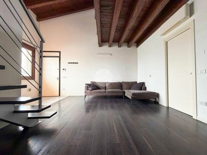 Appartamento trilocale in vendita in Via ettore norsa, Centro, Montichiari