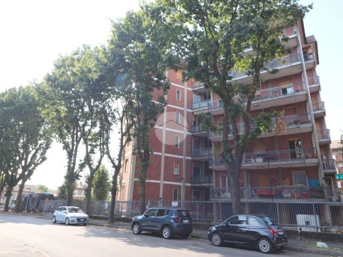 Appartamento trilocale in vendita in Via pace, Mazzo Pantanedo, Rho