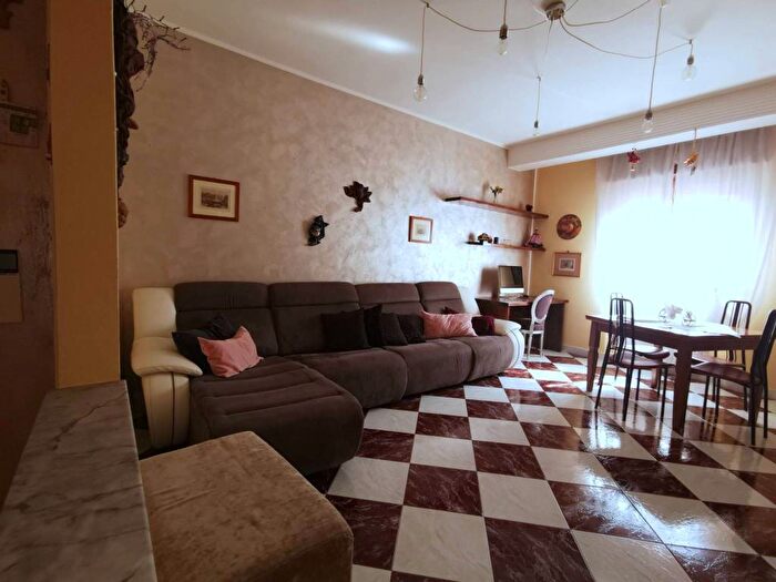 Appartamento trilocale in vendita in Viale Dante Alighieri, Dante Cheope, Piacenza
