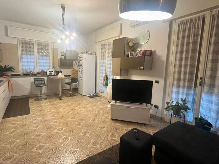 Appartamento quadrilocale in vendita in Via Pina Magnani, Stadio, Forlì