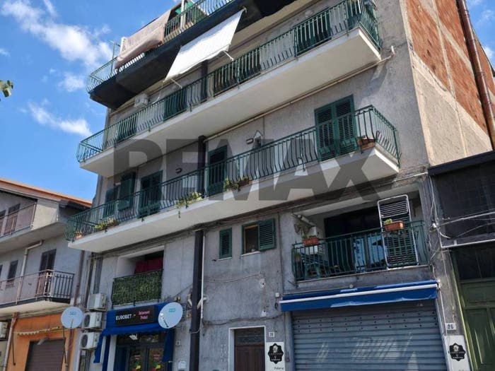 Casa quadrilocale in vendita in Bronte