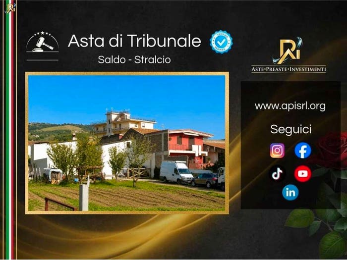 Appartamento trilocale in vendita in Vicolo Dietro I Bovi, Centro, Cervino