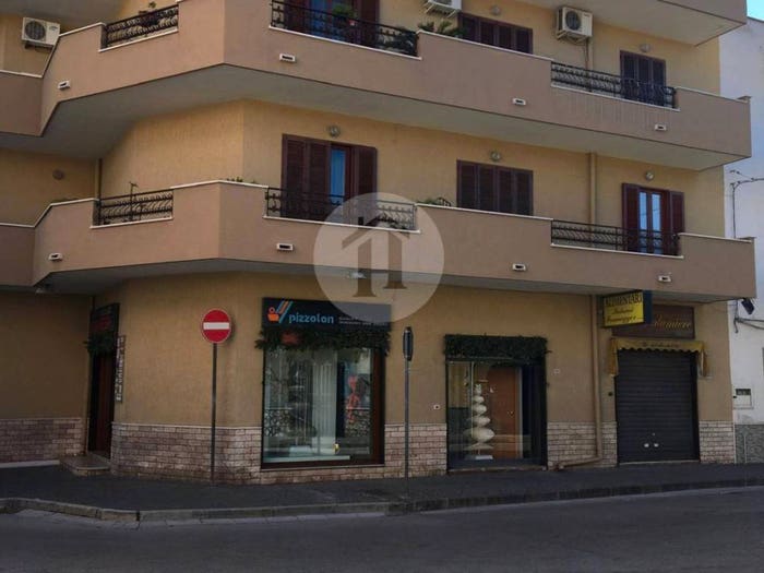 Appartamento quadrilocale in vendita in Via Giardino, Mondragone