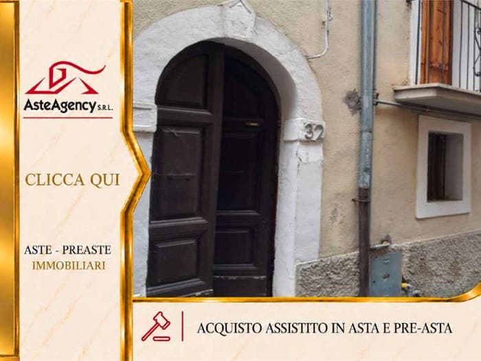 Appartamento con 5 locali in vendita in Via Valeria, Centro, Tagliacozzo