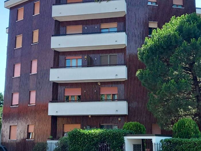 Appartamento bilocale in vendita in Via Ugo Foscolo, Centro, Parabiago