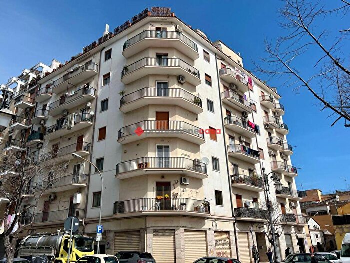 Appartamento trilocale in vendita in Via Alessandro Manzoni, Foggia