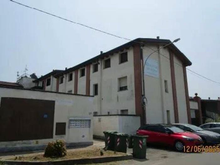 Appartamento trilocale in vendita in Via Sandro Pertini, Pizzale