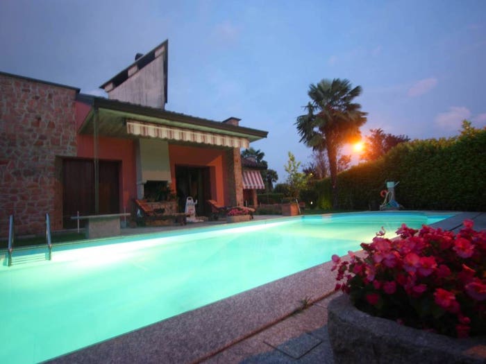 Casa con 5 locali in vendita in Via Salvador Allende, Villanova, Bernareggio