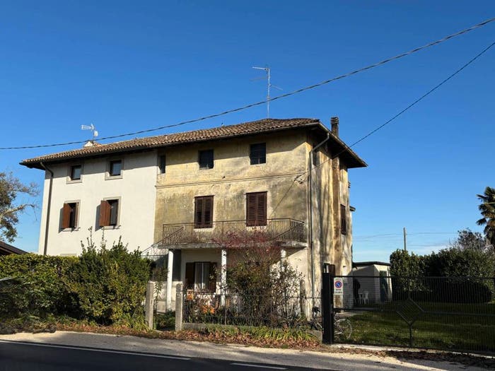 Casa con 6 locali in vendita in Aquileia