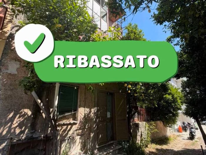 Casa bilocale in vendita in Via S Giacomo, Centro, Casalnuovo di Napoli