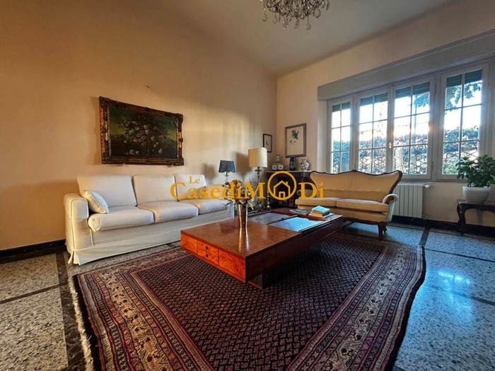 Casa con 6 locali in vendita in Porta a Lucca, Pisa