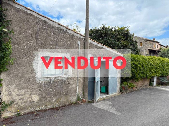 Appartamento monolocale in vendita in Via Pianora, Capodimonte