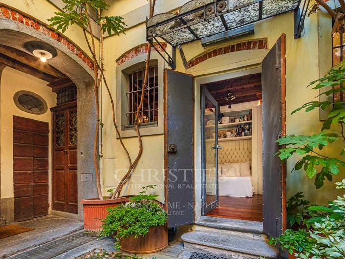 Casa trilocale in vendita in Corso Di Porta Ticinese, Ticinese, Milano