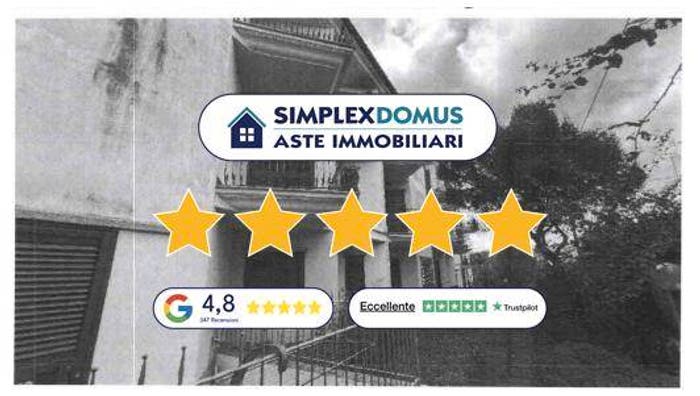 Appartamento trilocale in vendita in Via Isuledda, La Maddalena