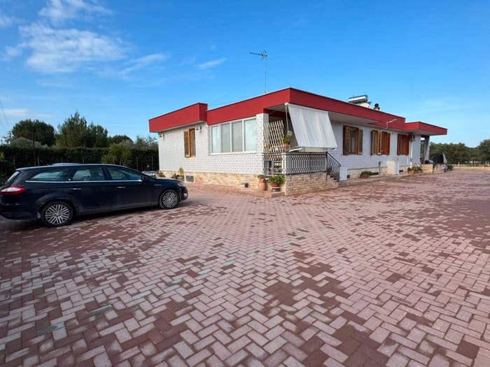 Casa quadrilocale in vendita in SP, Bisceglie