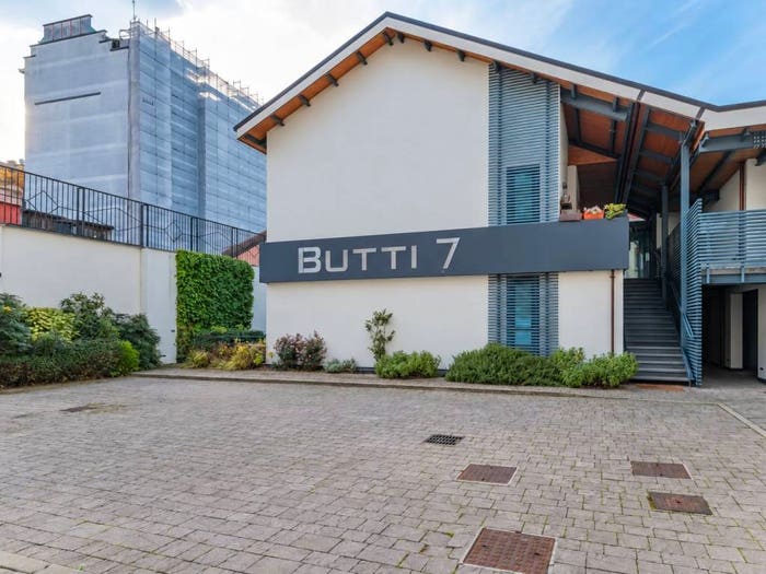 Appartamento trilocale in vendita in Via Enrico Annibale Butti, Dergano, Milano
