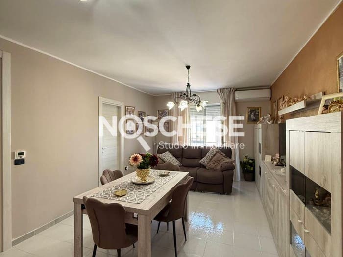 Appartamento con 5 locali in vendita in Via Monsignor Aniello Vicinanza, Centro, Battipaglia
