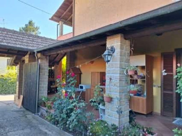Appartamento con 6 locali in vendita in Via sfodera, Pisciarelli, Bracciano