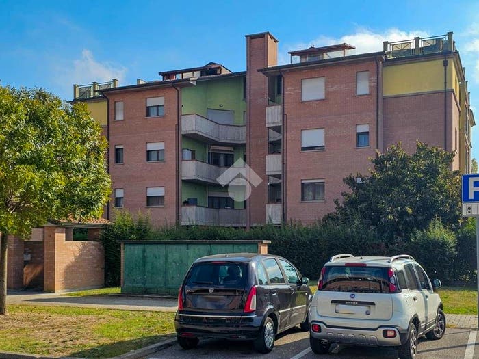 Appartamento trilocale in vendita in Via Luciano Chailly, Aeroporto, Ferrara