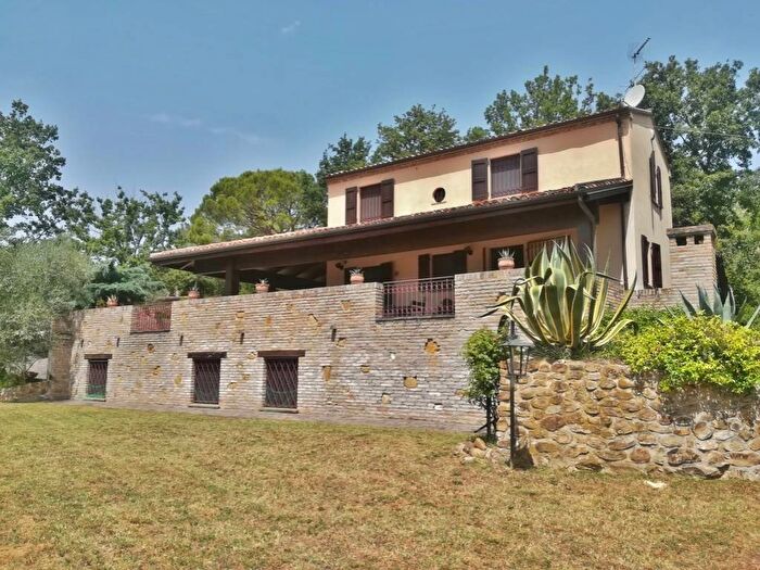 Casa con 6 locali in vendita in Località Monte Giove, Monte Giove Magliano, Fano