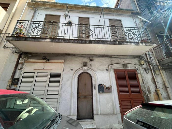 Appartamento quadrilocale in vendita in Via Palermo, Camaro Superiore, Messina