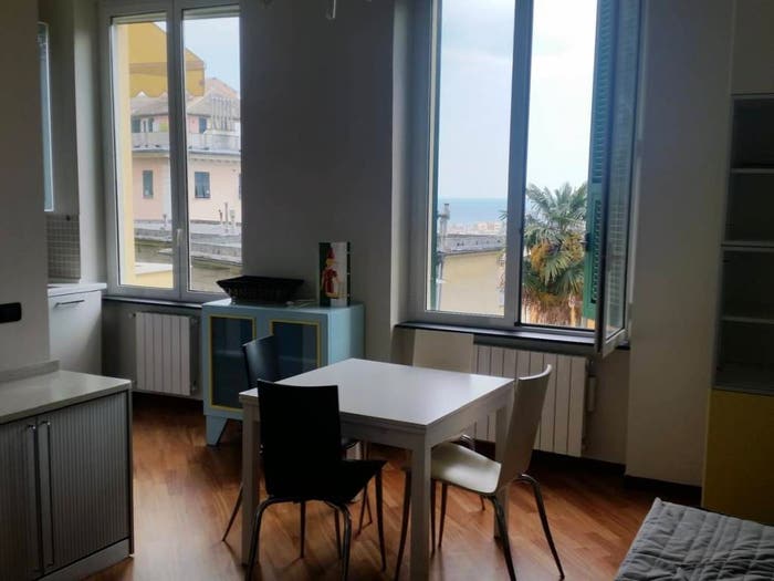 Appartamento bilocale in vendita in Vico Barnabiti, Castelletto, Genova