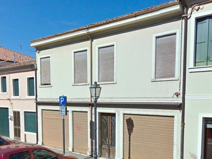 Appartamento con 6 locali in vendita in Piazza Umberto I, Centro, Arquà Polesine