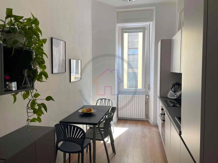 Appartamento bilocale in vendita in Via Francesco Anzani, Borghi, Como