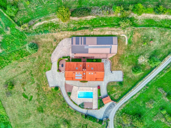 Casa con 6 locali in vendita in Strada Trinità, Gassino Torinese