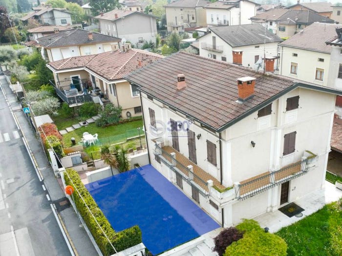 Appartamento trilocale in vendita in Via Marchiani, Monterotondo, Passirano