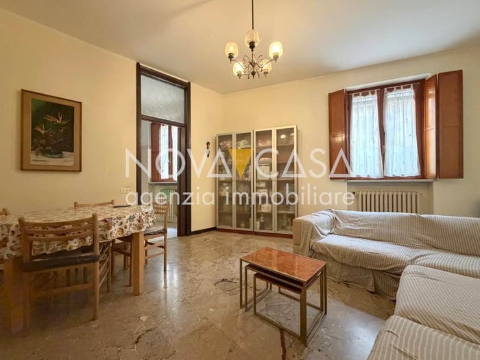 Appartamento trilocale in vendita in Via Frecavalli, Centro Storico, Crema